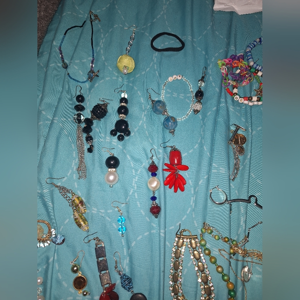 Vintage Assorted Items Mystery Bag - Picture 8 of 9